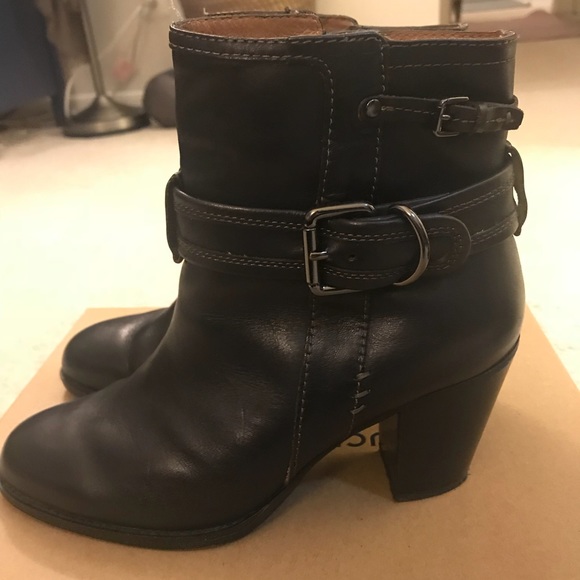 sofft womens boots